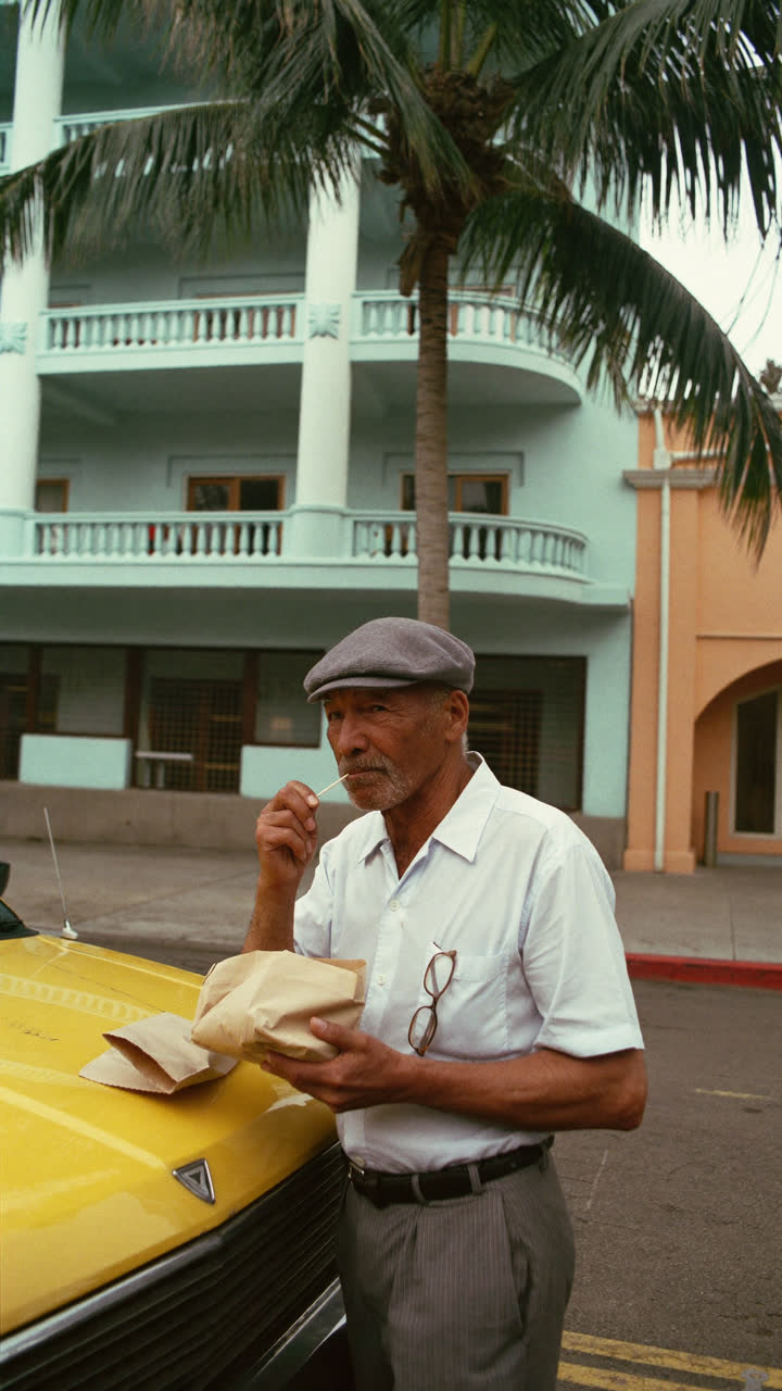 The Cabbie · Ocean Drive, 1:10 p.m.